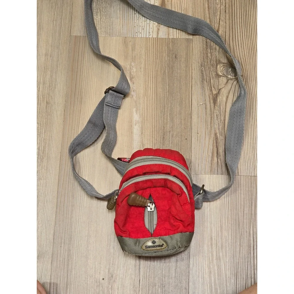 Samsonite mini crossbody